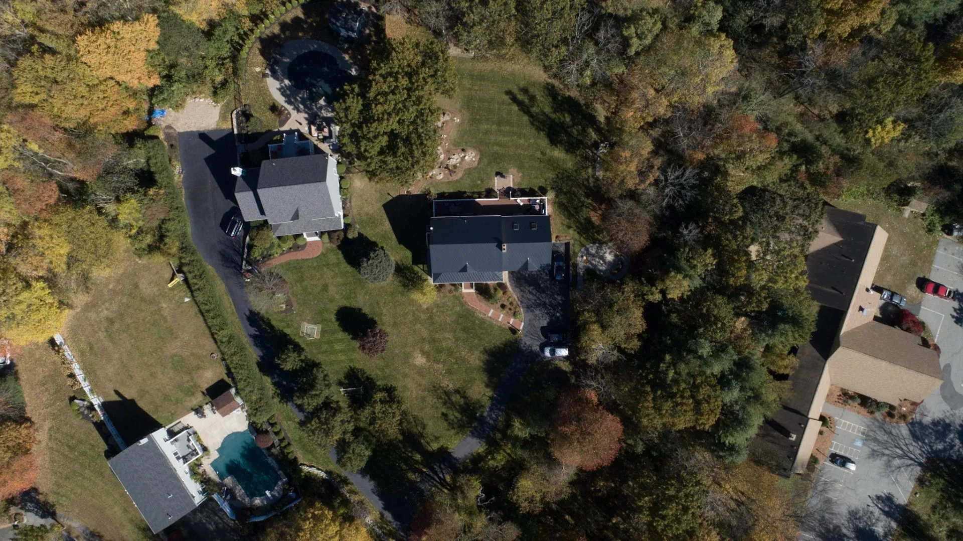 Interlock metal roofing — home 5, view 2
